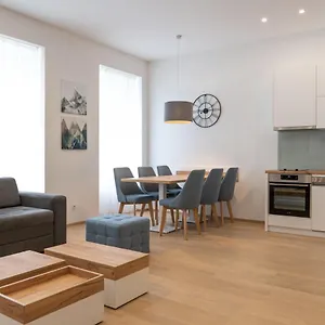 Modern 3 In A Prime Location Apartment Wien