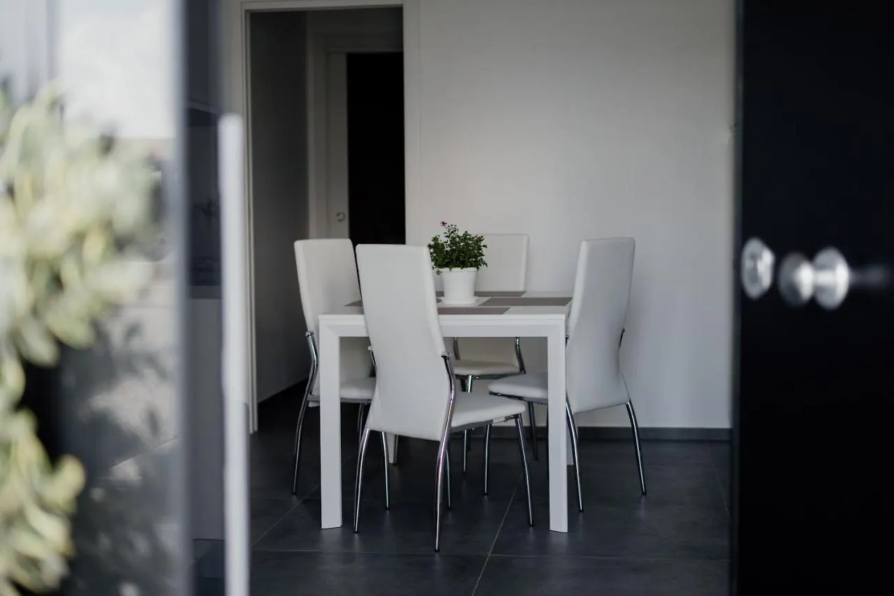 Domus Residence - Cesare - Bari Apartment